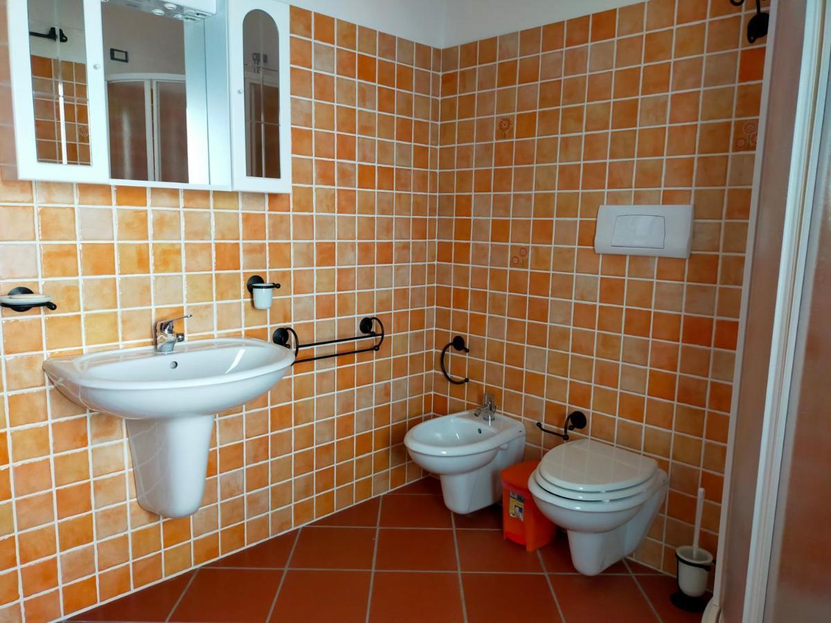 B&B Bellavista Sole Ruiu ภายนอก รูปภาพ